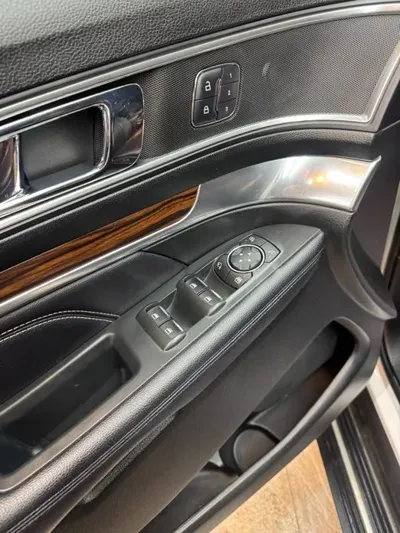 Ford Explorer 2017, 92431 км, за 9035.95 USD - фото 13