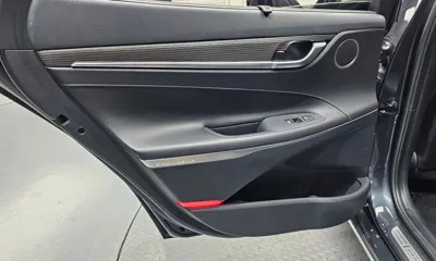 Hyundai Grandeur 2017, 52585 км, за 11898.47 USD - фото 25