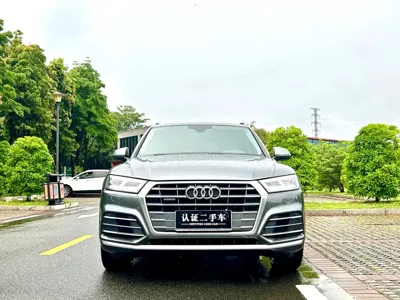 Audi Q5L 2021, 124000 км, за 17264.42 USD