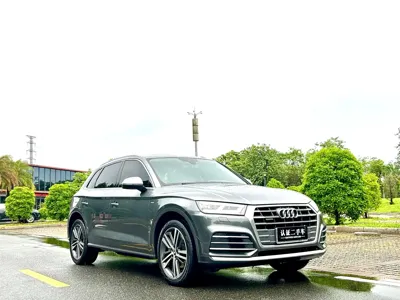 Audi Q5L 2021, 124000 км, за 17264.42 USD