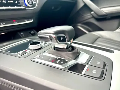 Audi Q5L 2021, 124000 км, за 17264.42 USD - фото 18