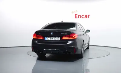 BMW 5-Series 2019, 80861 км, за 19860.64 USD