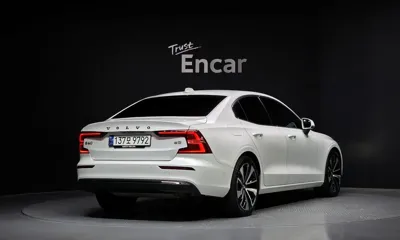 Volvo S60 2024, 39169 км, за 25166.83 USD