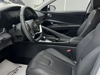 Hyundai Elantra 2022, 32000 км, за 14056.4 USD - фото 21
