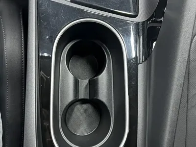 Hyundai Elantra 2022, 32000 км, за 14056.4 USD - фото 24