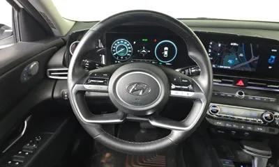 Hyundai Avante 2021, 79066 км, за 12105.22 USD - фото 13