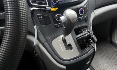 Hyundai Starex 2017, 101103 км, за 7862.57 USD - фото 9