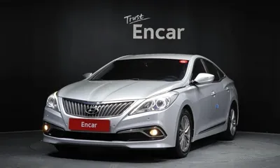 Hyundai Grandeur · 2015 год