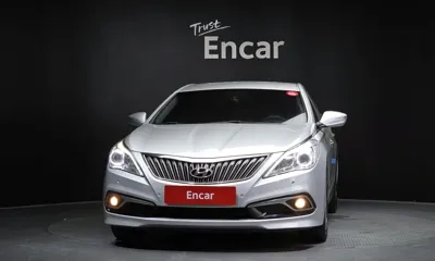 Hyundai Grandeur 2015, 115532 км, за 5185.77 USD