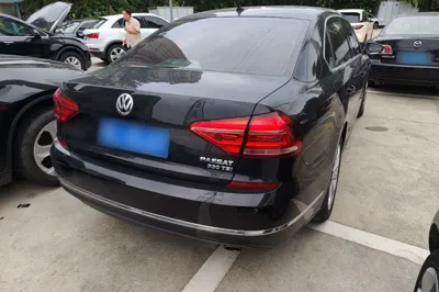 Volkswagen Passat 2017, 146100 км, за 11049 USD - фото 6