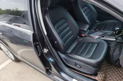 Volkswagen Passat 2017, 146100 км, за 11049 USD - фото 19