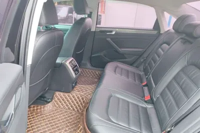 Volkswagen Passat 2017, 146100 км, за 11049 USD - фото 20