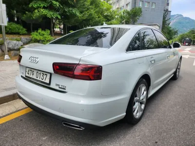 Audi A6 2016, 103000 км, за 7546.19 USD