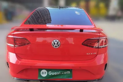 Volkswagen Lamando 2017, 78300 км, за 11863 USD