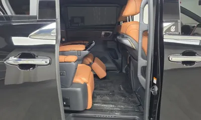 Toyota Alphard 2025, 16195 км, за 63749.4 USD - фото 12