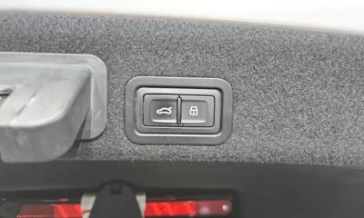 Audi A6 2016, 106646 км, за 9184.01 USD - фото 20