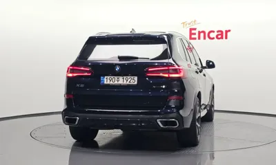 BMW X5 2022, 43979 км, за 42897.99 USD
