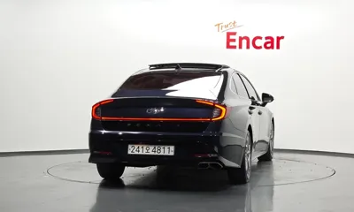 Hyundai Sonata 2020, 120853 км, за 8859.94 USD