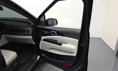 Kia Canival 2021, 27615 км, за 17524.44 USD - фото 25