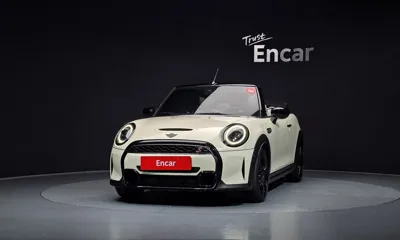 MINI Cooper Convertible 2023, 19524 км, за 19827.07 USD
