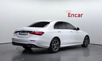 Mercedes-Benz E-Class 2023, 14787 км, за 29342.26 USD