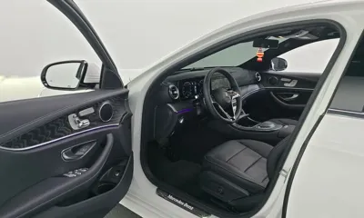 Mercedes-Benz E-Class 2023, 14787 км, за 29342.26 USD - фото 10