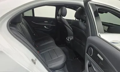 Mercedes-Benz E-Class 2023, 14787 км, за 29342.26 USD - фото 11
