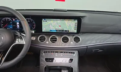 Mercedes-Benz E-Class 2023, 14787 км, за 29342.26 USD - фото 13