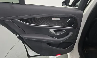 Mercedes-Benz E-Class 2023, 14787 км, за 29342.26 USD - фото 25