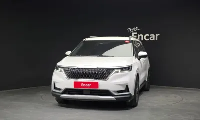 Kia Canival 2022, 120290 км, за 14562.9 USD