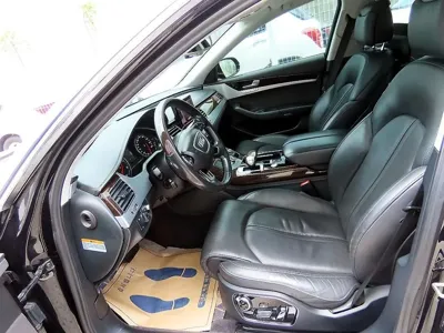 Audi A8 2015, 232150 км, за 11093.61 USD