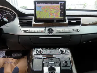 Audi A8 2015, 232150 км, за 11093.61 USD - фото 13