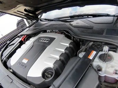 Audi A8 2015, 232150 км, за 11093.61 USD - фото 19