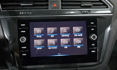 Volkswagen Tiguan 2023, 13242 км, за 35779.37 USD - фото 31