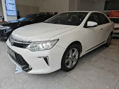 Toyota Camry · 2017 год