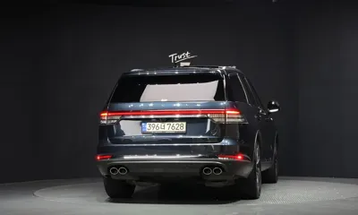 Lincoln Aviator 2023, 55860 км, за 32514.44 USD