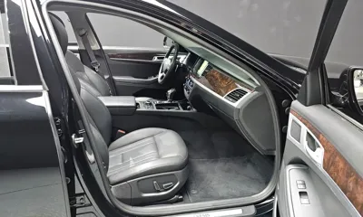 Hyundai Genesis 2015, 111500 км, за 8074.04 USD - фото 11