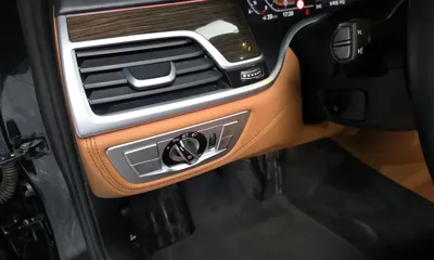 BMW 7-Series 2022, 80814 км, за 35315.74 USD - фото 30