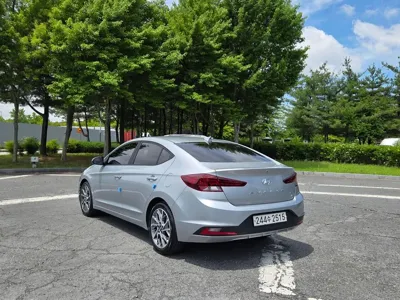 Hyundai Avante 2020, 61164 км, за 6316.34 USD