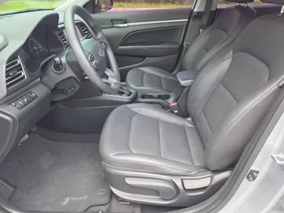 Hyundai Avante 2020, 61164 км, за 6310.18 USD - фото 11