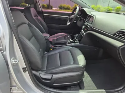 Hyundai Avante 2020, 61164 км, за 6310.18 USD - фото 14