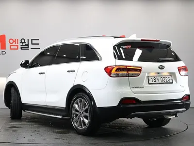 Kia Sorento 2017, 137141 км, за 9572.18 USD