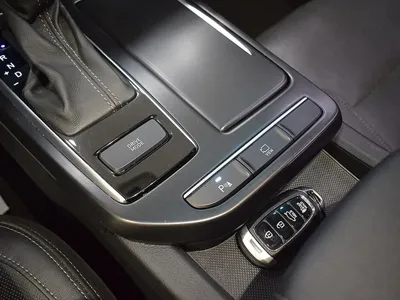 Hyundai Grandeur 2018, 137293 км, за 7546.19 USD - фото 19