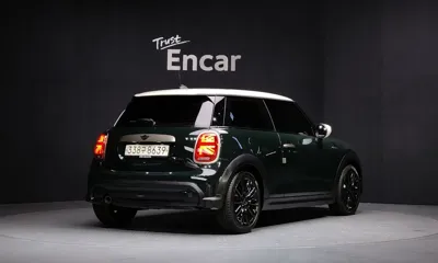 MINI Cooper 2023, 121330 км, за 12288.48 USD