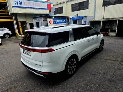 Kia Canival 2021, 83901 км, за 19087.96 USD