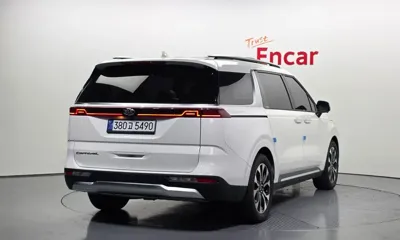 Kia Canival 2021, 124436 км, за 15527.51 USD