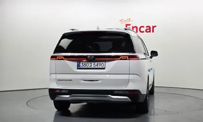 Kia Canival 2021, 124436 км, за 15527.51 USD