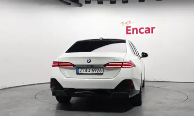 BMW 5-Series 2025, 11754 км, за 44598.61 USD