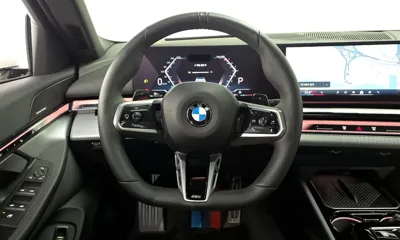 BMW 5-Series 2025, 11754 км, за 44598.61 USD - фото 13