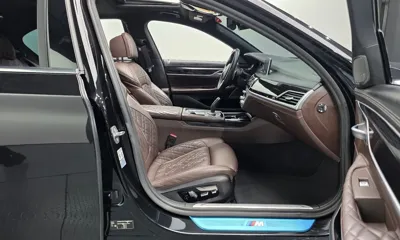 BMW 7-Series 2020, 123185 км, за 31550.9 USD - фото 26